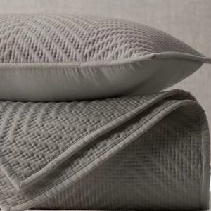 RH HERRINGBONE SATEEN COVERLET - NEW AND IN ITS ORIGINAL PACKAGING